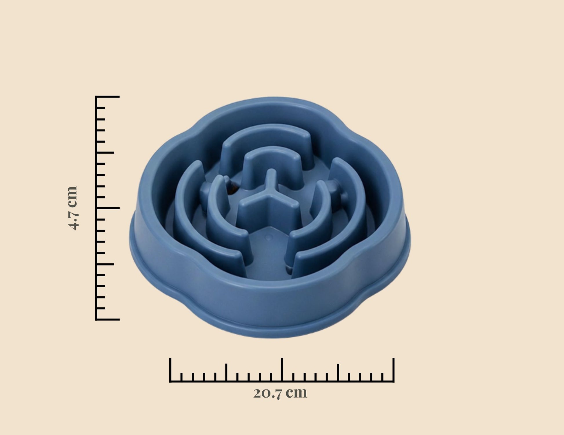 Taille de la gamelle : 4.7cm de Hauteur et 20.7cm de largeur.